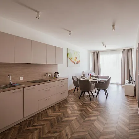 Grey Harmony - Po Prostu W Centrum Wroclawia 5 Min Od Rynku By Uniquerent شقة فروتسواف
