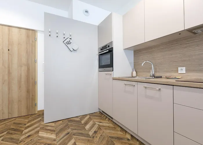 Grey Harmony By Uniquerent فروتسواف