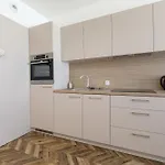 Old Town 5 Min Free Parking & Breakfast Balcony - Grey Harmony By Uniquerent Lägenhet Wrocław