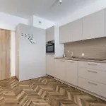 Old Town 5 Min Free Parking & Breakfast Balcony - Grey Harmony By Uniquerent * Wrocław