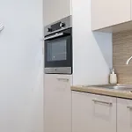 Lägenhet Old Town 5 Min Free Parking & Breakfast Balcony - Grey Harmony By Uniquerent Wrocław