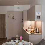 Apartment Old Town 5 Min Free Parking & Breakfast Balcony - Grey Harmony By Uniquerent Wroclaw