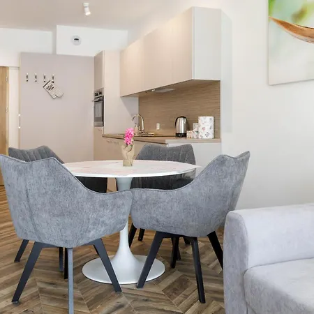 Grey Harmony By Uniquerent Apartment Breslau