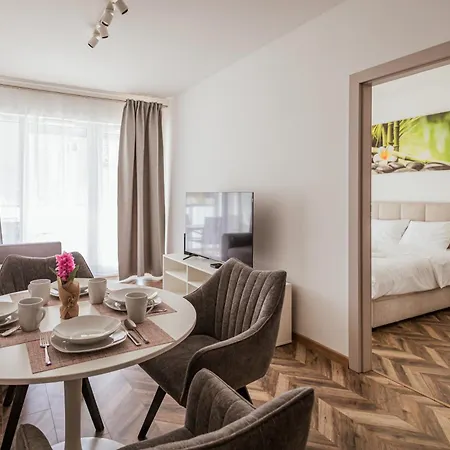 Grey Harmony - Po Prostu W Centrum Wrocławia 5 Min Od Rynku By Uniquerent