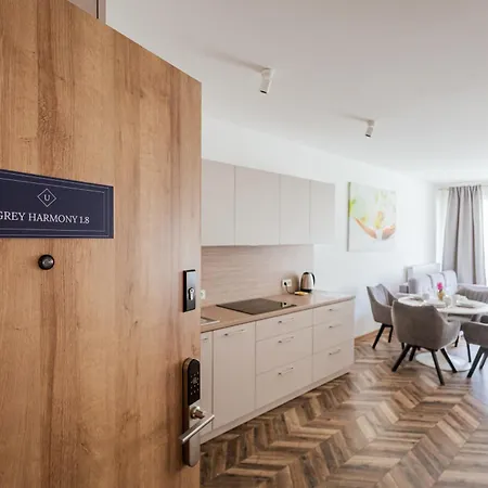 Grey Harmony - Po Prostu W Centrum Wrocławia 5 Min Od Rynku By Uniquerent * Wrocław
