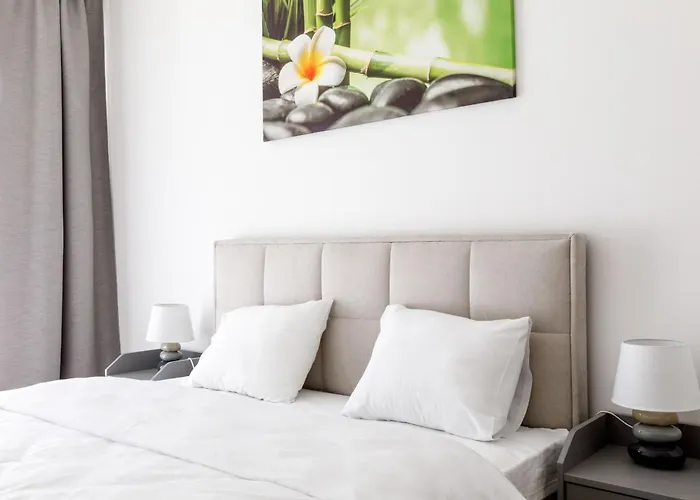 Grey Harmony By Uniquerent Apartman