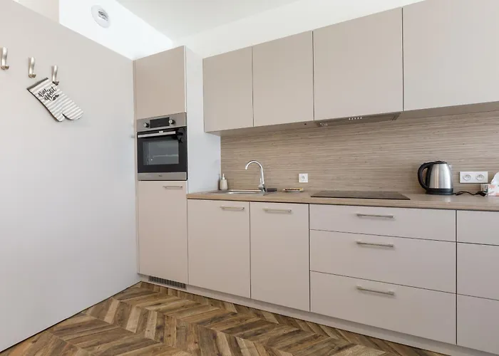 Grey Harmony By Uniquerent Apartman Wrocław